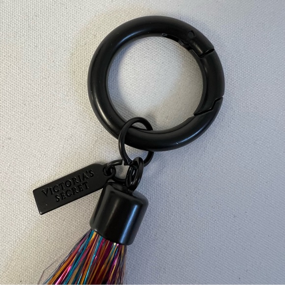 VICTORIA’S SCRT Metallic Tassel Keychain NWOT - Picture 2 of 4